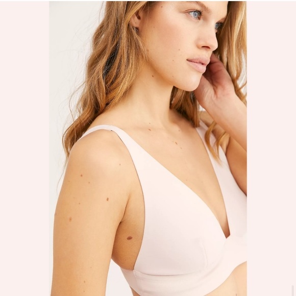 SALE NWT Free People Soft Scuba ERIN Neo Plunge Bralette - Picture 1 of 6